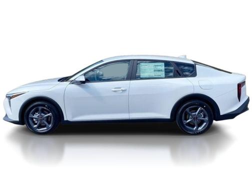 Snow White Pearl 2026 Kia K4 LXS