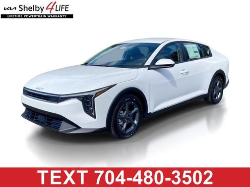 Snow White Pearl 2026 Kia K4 LXS