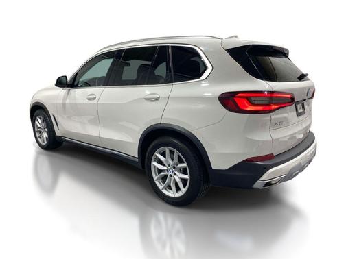 Alpine White 2022 BMW X5 xDrive40i