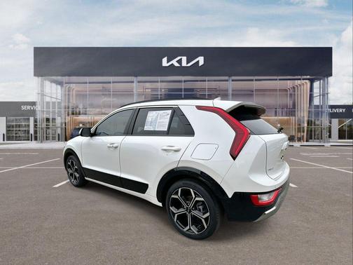 2024 Kia Niro Touring