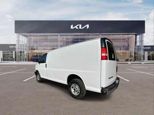 2024 GMC Savana 2500 Work Van
