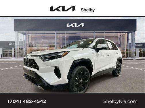 2023 Toyota RAV4 Hybrid SE