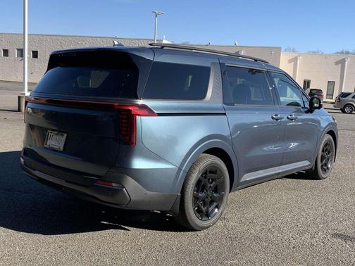 2025 Kia Carnival SX Prestige