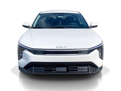 Snow White Pearl 2026 Kia K4 LXS