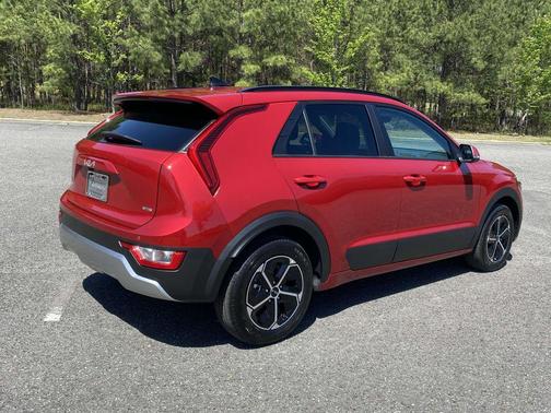 2025 Kia Niro EX