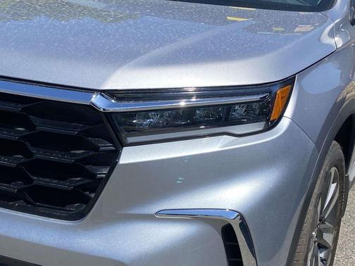 2024 Honda Pilot Touring 8-Passenger