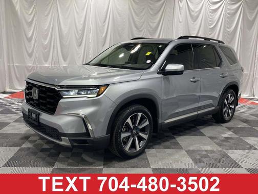 2024 Honda Pilot Touring 8-Passenger