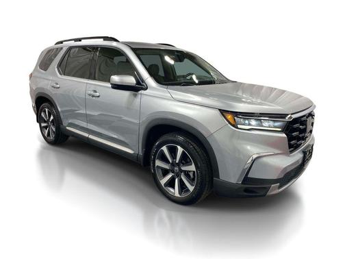 2024 Honda Pilot Touring 8-Passenger