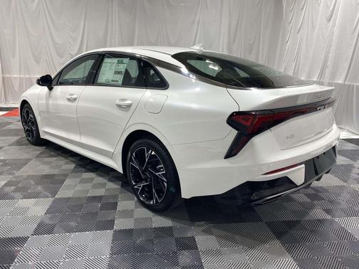 Snow White Pearl 2026 Kia K5 GT-Line FWD