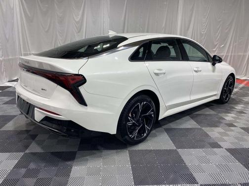 Snow White Pearl 2026 Kia K5 GT-Line FWD