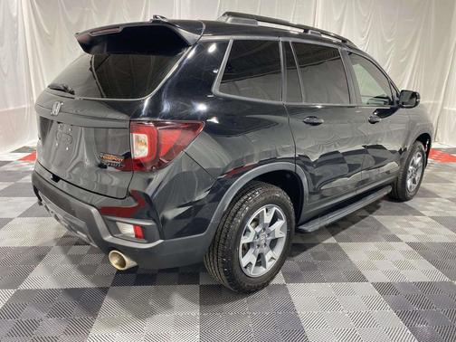 2023 Honda Passport AWD TrailSport