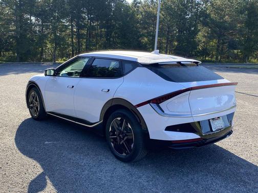 2025 Kia EV6 Wind