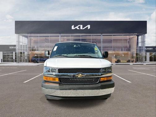 2024 Chevrolet Express 2500 RWD 2500 Regular Wheelbase WT