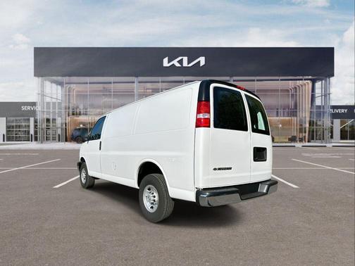 2024 Chevrolet Express 2500 RWD 2500 Regular Wheelbase WT