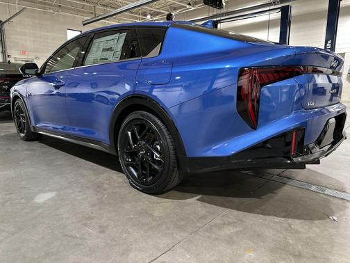 2025 Kia K4 GT-Line Turbo