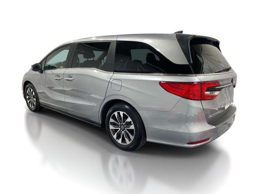 Lunar Silver Metallic 2024 Honda Odyssey EX-L