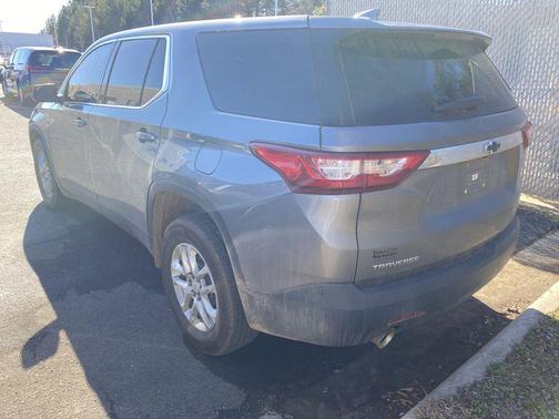2021 Chevrolet Traverse LS