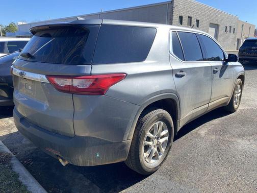 2021 Chevrolet Traverse LS