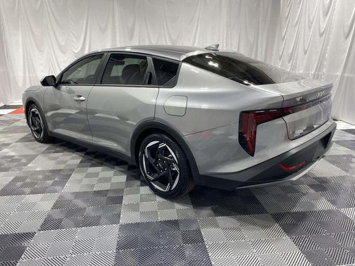 Steel Gray 2026 Kia K4 EX