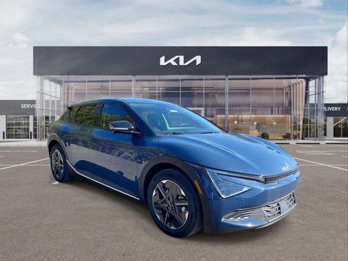 2025 Kia EV6 Light Long Range