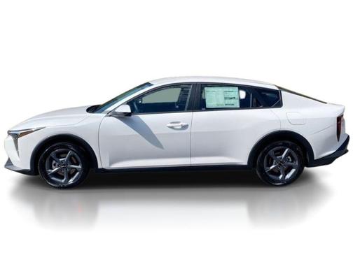 Snow White Pearl 2026 Kia K4 LXS