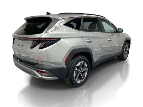 Shimmering Silver 2025 Hyundai TUCSON SEL Convenience