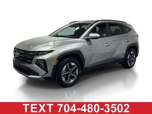 Shimmering Silver 2025 Hyundai TUCSON SEL Convenience