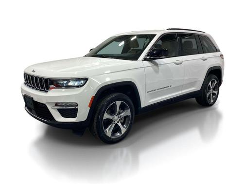Bright White Clearcoat 2023 Jeep Grand Cherokee Limited