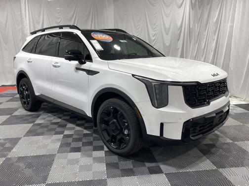 Glacial White Pearl 2026 Kia Sorento SX