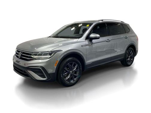 Pyrite Silver Metallic 2023 Volkswagen Tiguan 2.0T SE