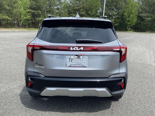 2025 Kia Seltos EX