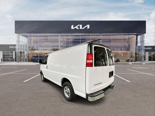 2024 GMC Savana 2500 Work Van
