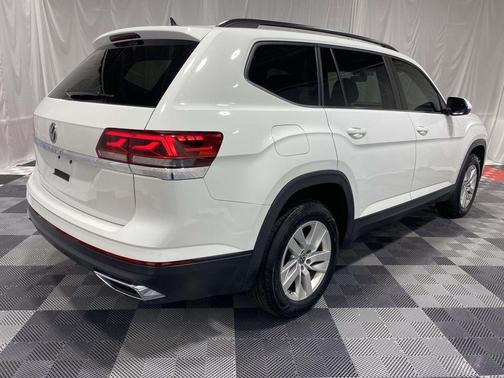 Pure White 2021 Volkswagen Atlas 2.0T S