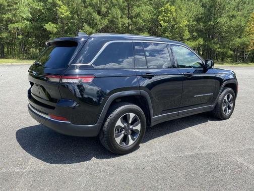 2024 Jeep Grand Cherokee 4xe Base