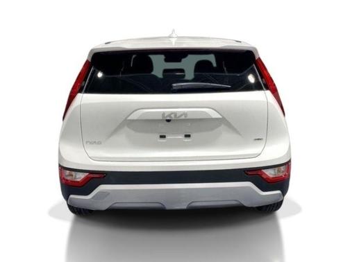 Snow White Pearl 2026 Kia Niro LX