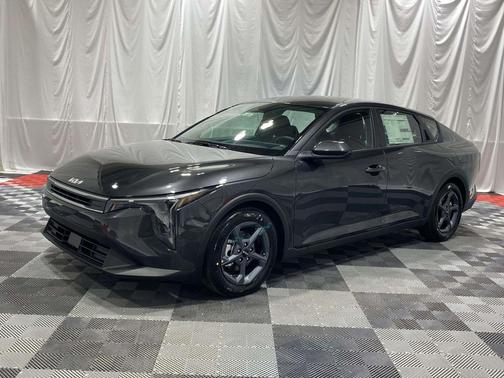 Interstellar Gray 2026 Kia K4 LXS