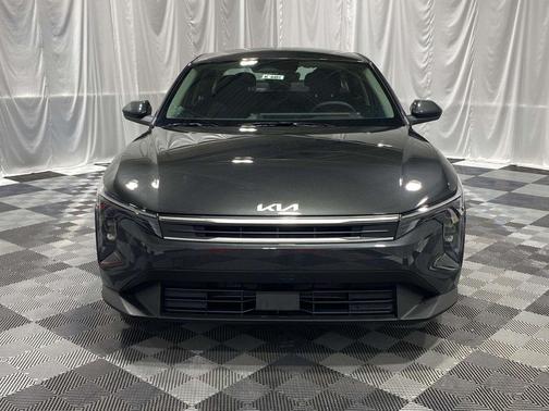 Interstellar Gray 2026 Kia K4 LXS
