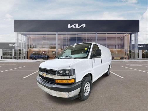 2024 Chevrolet Express 2500 RWD 2500 Regular Wheelbase WT