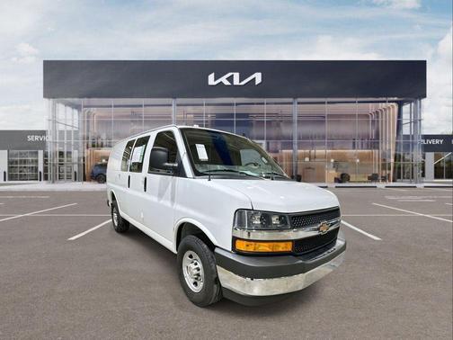 2024 Chevrolet Express 2500 RWD 2500 Regular Wheelbase WT