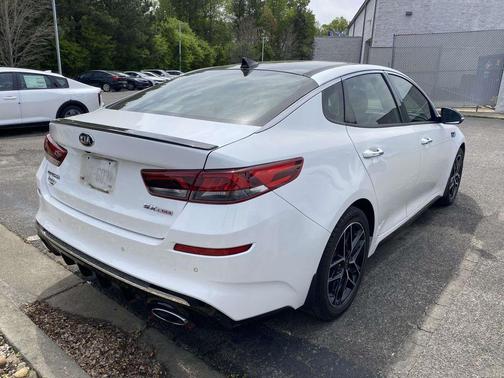 Snow White Pearl 2019 Kia Optima SX Turbo