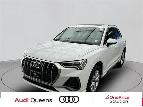 2024 Audi Q3 Premium 45 TFSI S line quattro Tiptronic