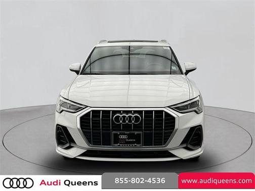 2024 Audi Q3 Premium 45 TFSI S line quattro Tiptronic