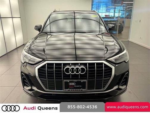 2022 Audi Q3 Premium 45 TFSI S line quattro Tiptronic