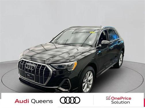 2022 Audi Q3 Premium 45 TFSI S line quattro Tiptronic