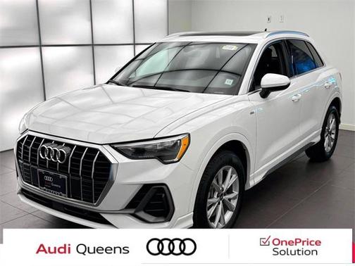 2022 Audi Q3 Premium 45 TFSI S line quattro Tiptronic