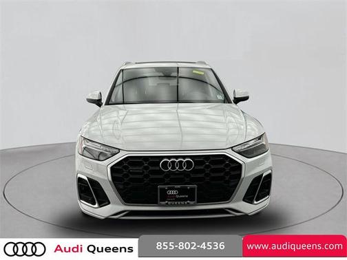 2022 Audi Q5 Prestige 45 TFSI S line quattro S tronic