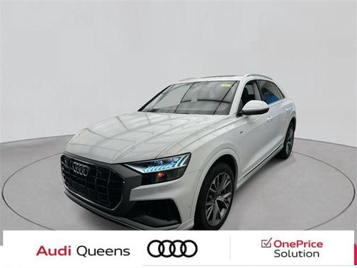 2023 Audi Q8 Premium Plus 55 TFSI quattro Tiptronic