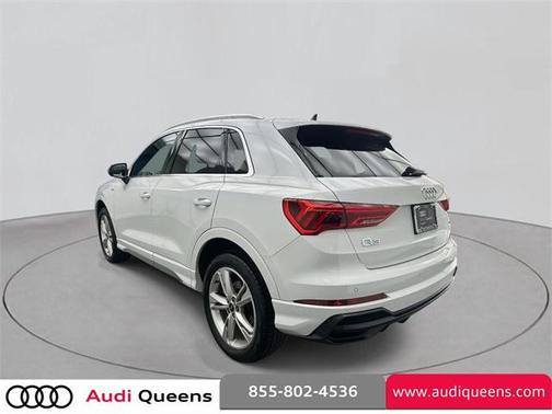 2022 Audi Q3 Premium 45 TFSI S line quattro Tiptronic