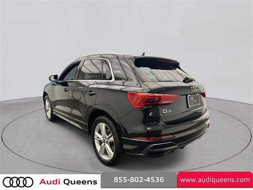 2022 Audi Q3 Premium Plus 45 TFSI S line quattro Tiptronic