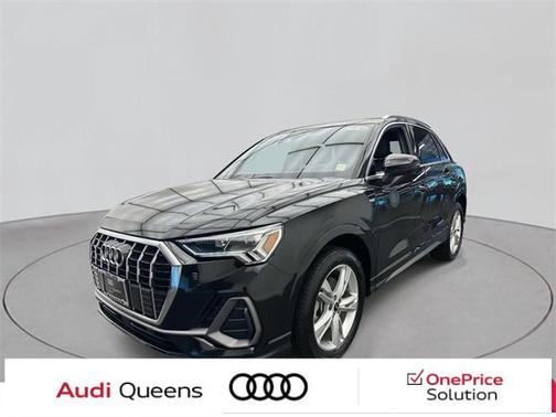 2022 Audi Q3 Premium Plus 45 TFSI S line quattro Tiptronic